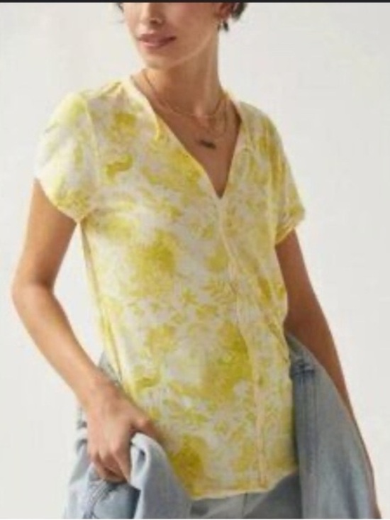 Pilcro Tops - Pilcro Yellow Floral V-Neck Blouse